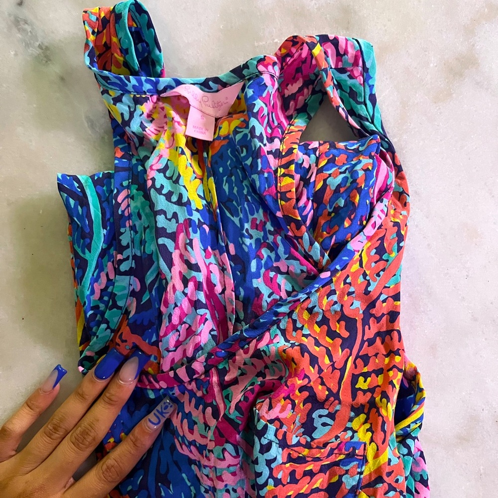 Lilly Pulitzer cover up 🌸🎀✨